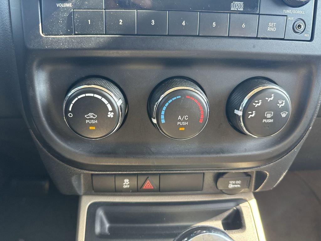 Jeep Patriot Sport Fwd 4D Sport Utility - Thumbnail 18