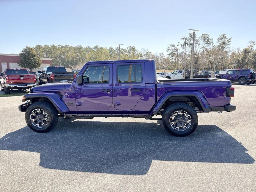 Jeep Gladiator Sahara 4X4 - Thumbnail 7