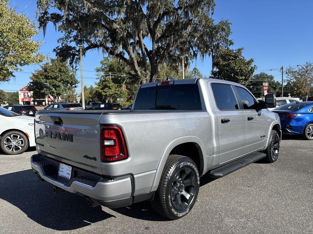 Ram 1500 Big Horn Crew Cab 4X4 5'7' Box - Thumbnail 4