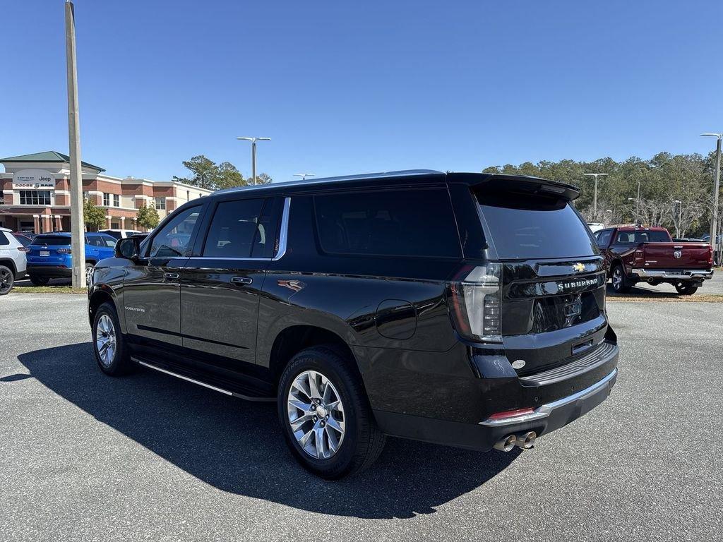 Chevrolet Suburban Premier - Thumbnail 6