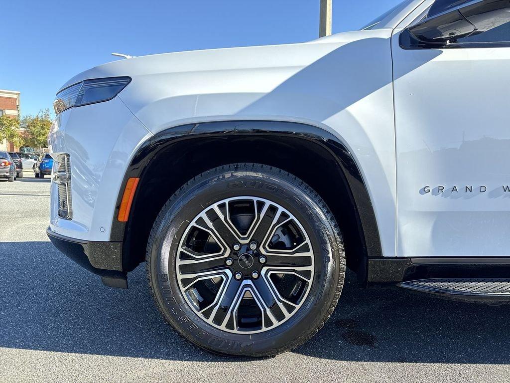 Jeep Grand Wagoneer L 4X4 - Thumbnail 9