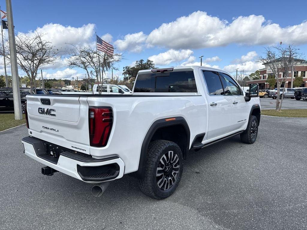 GMC Sierra 2500Hd Denali Ultimate - Thumbnail 4