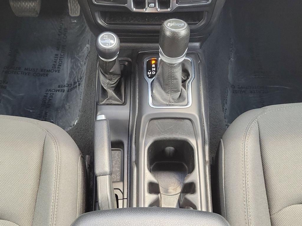 Jeep Wrangler Unlimited Sport Altitude 4Wd - Thumbnail 17