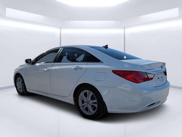 Hyundai Sonata Limited - Thumbnail 6