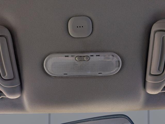 Nissan Versa 1.6 Sv - Thumbnail 20