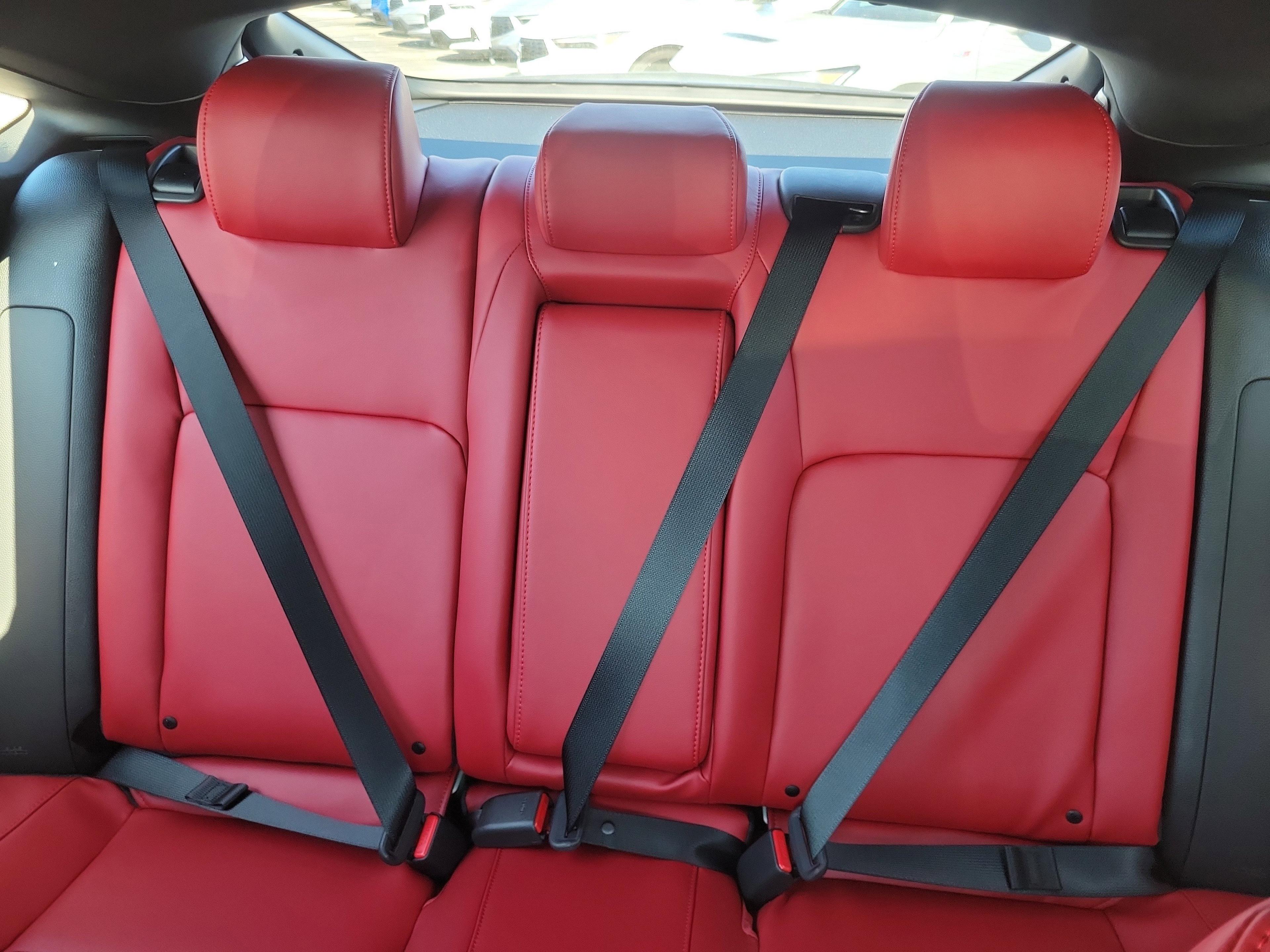 Acura Integra W/A-Spec Technology Package - Thumbnail 9