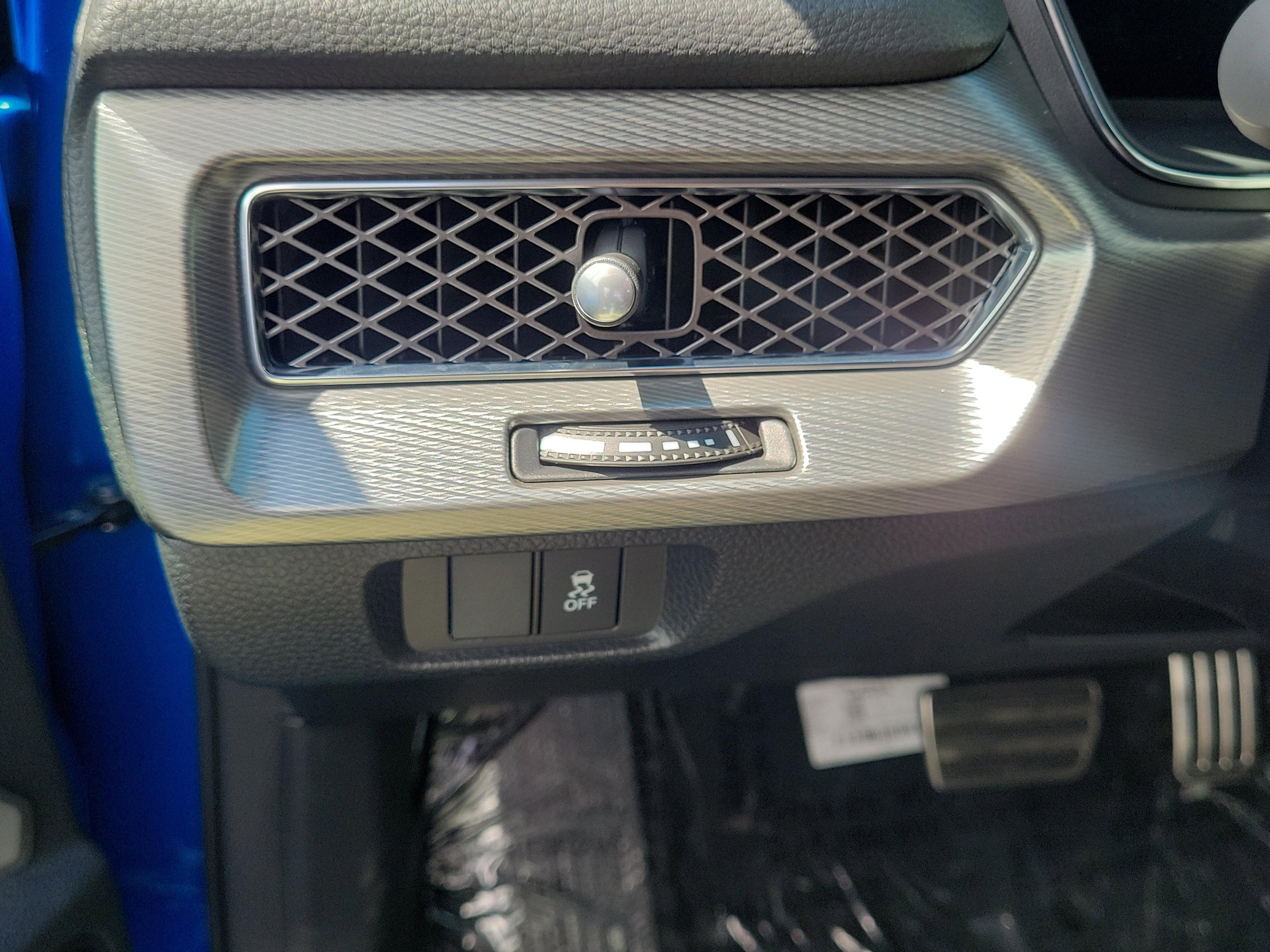 Acura Integra W/A-Spec Technology Package - Thumbnail 11