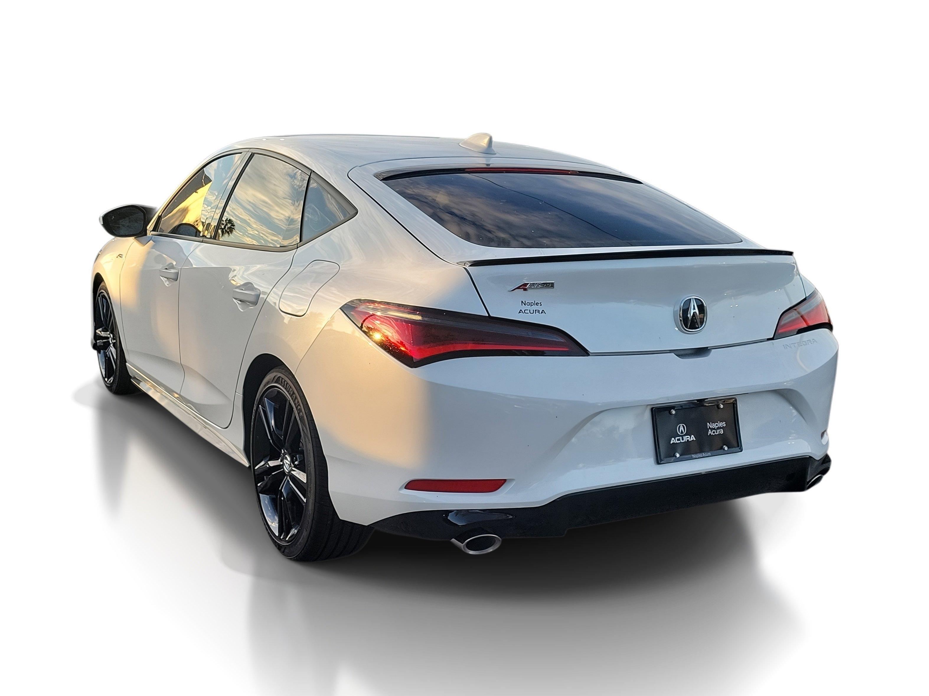 Acura Integra W/A-Spec Package - Thumbnail 3