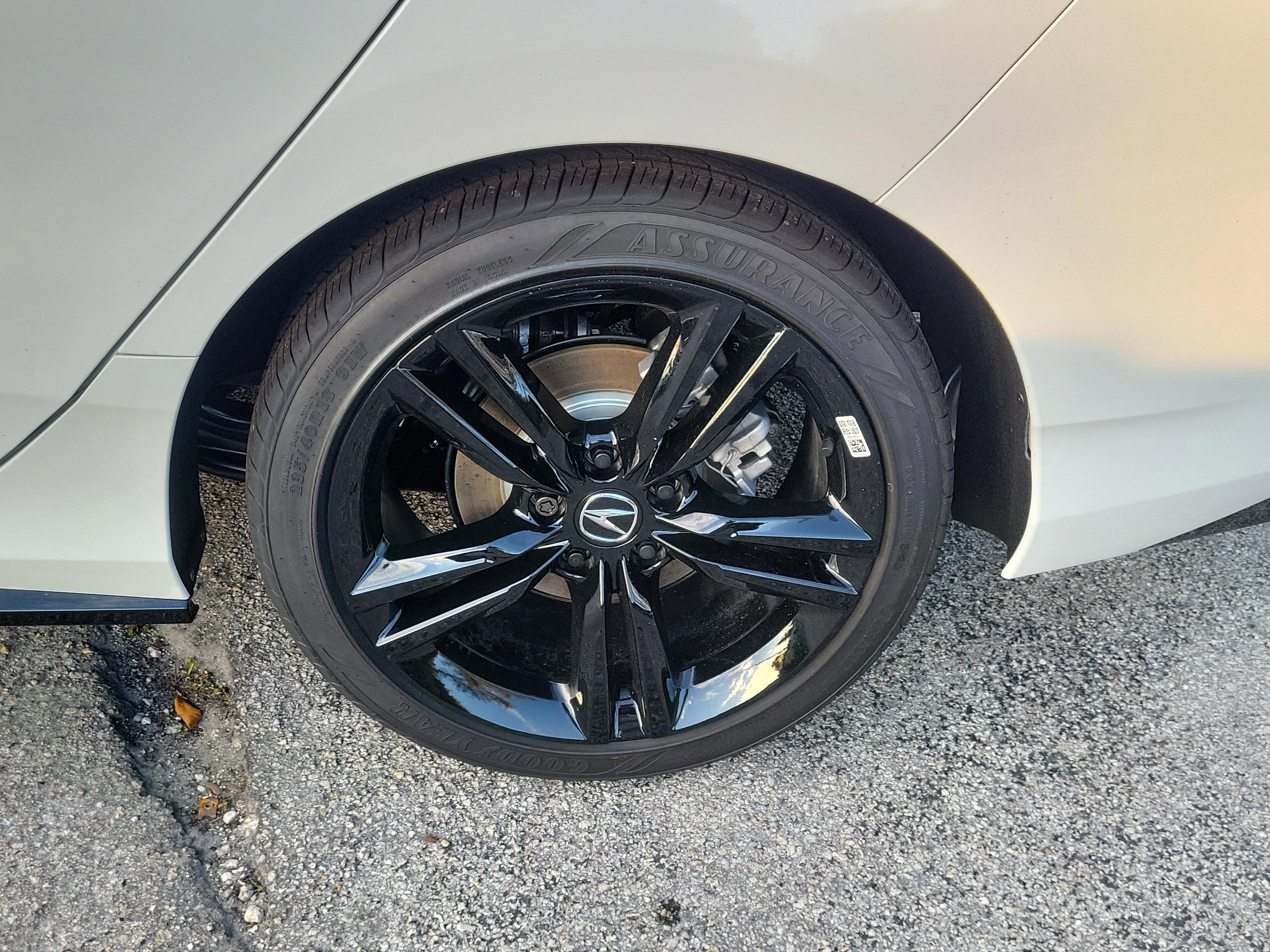 Acura Integra W/A-Spec Package - Thumbnail 5