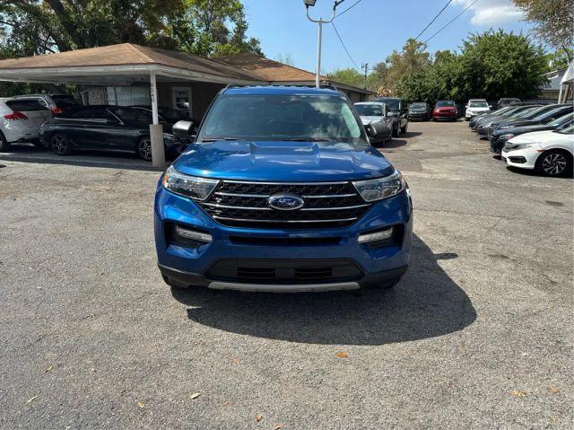 Ford EXPLORER - Thumbnail 2