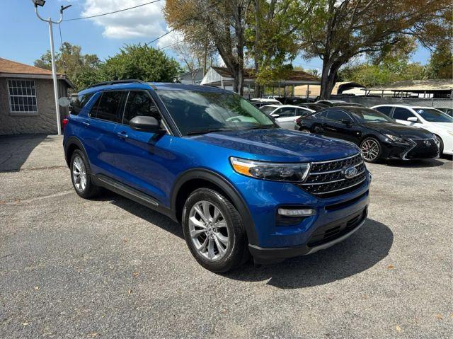 Ford EXPLORER - Thumbnail 3