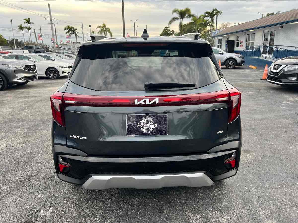 Kia Seltos Sx Dct Awd - Thumbnail 8