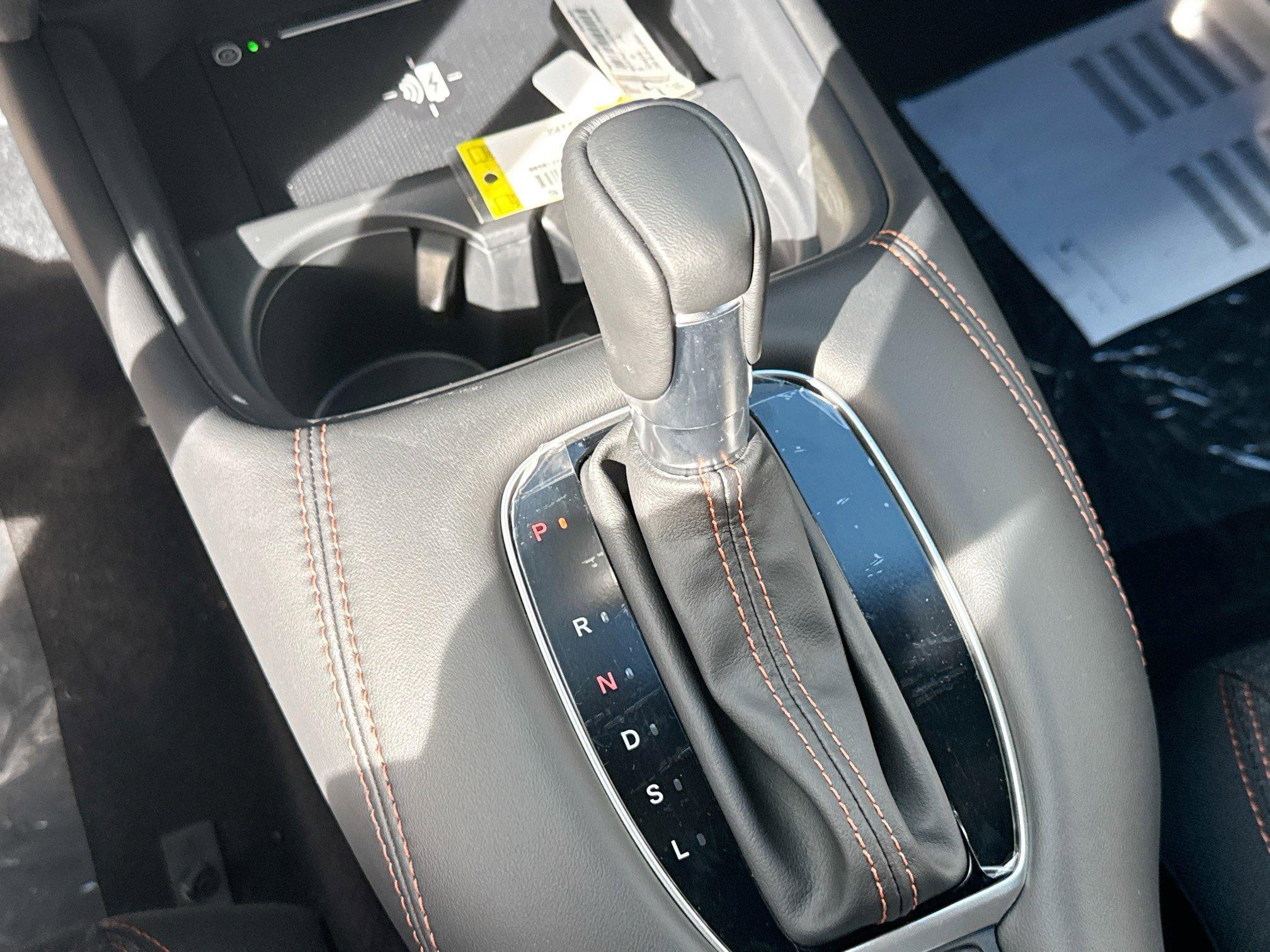 Honda Hr-V Sport Fwd - Thumbnail 14