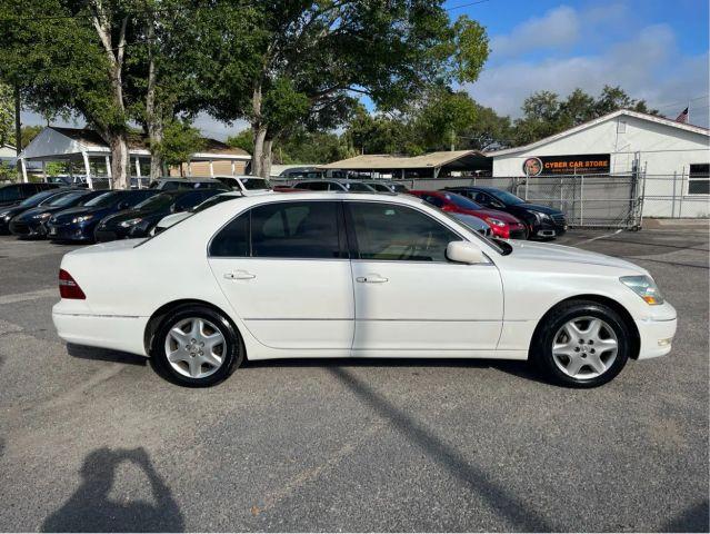 Lexus LS - Thumbnail 4