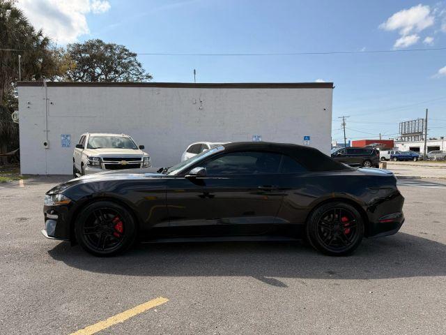 Ford MUSTANG - Thumbnail 3