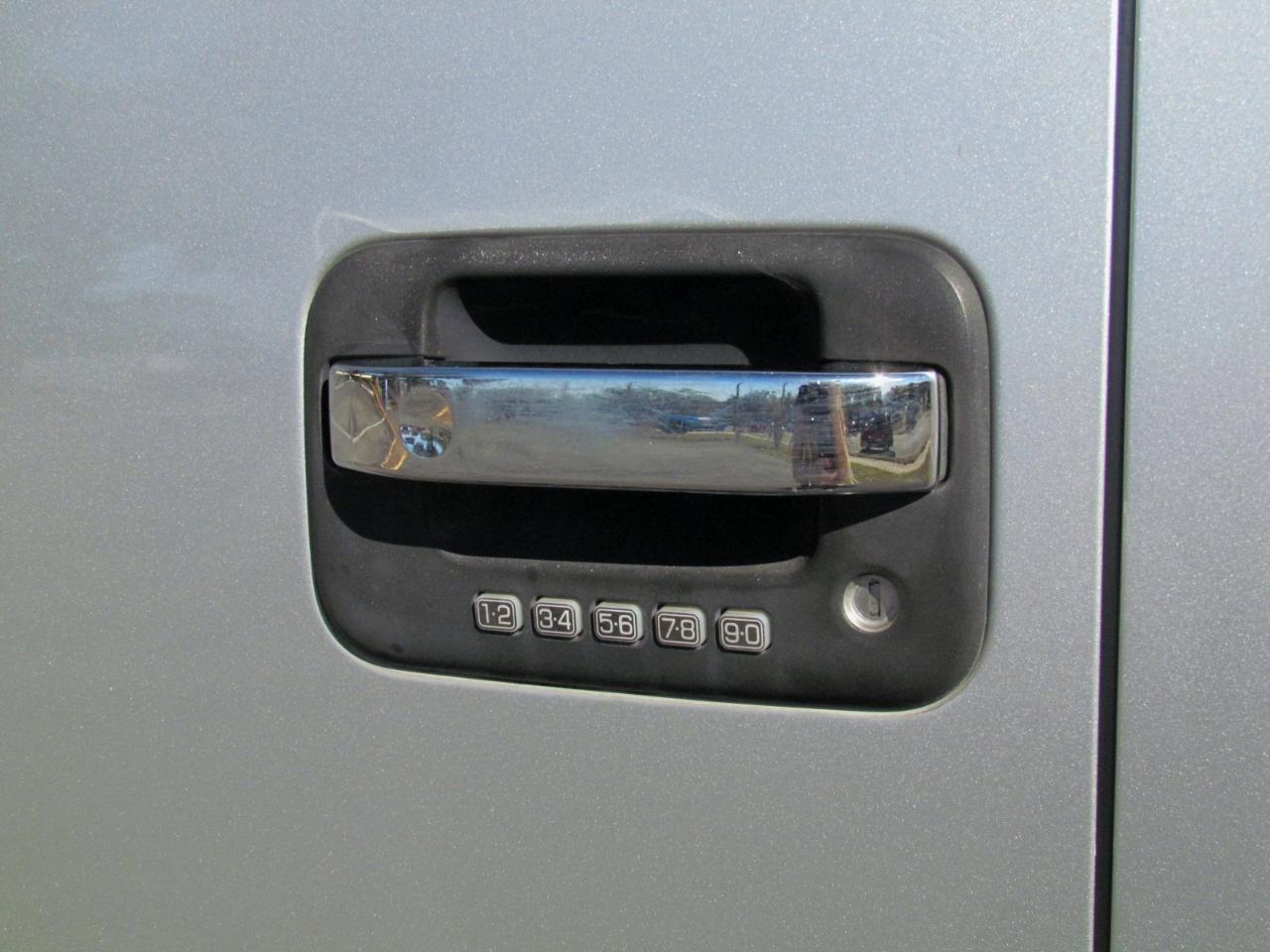 Ford F-150Xlt Supercrew 5.5-Ft. Bed 2Wd - Thumbnail 19