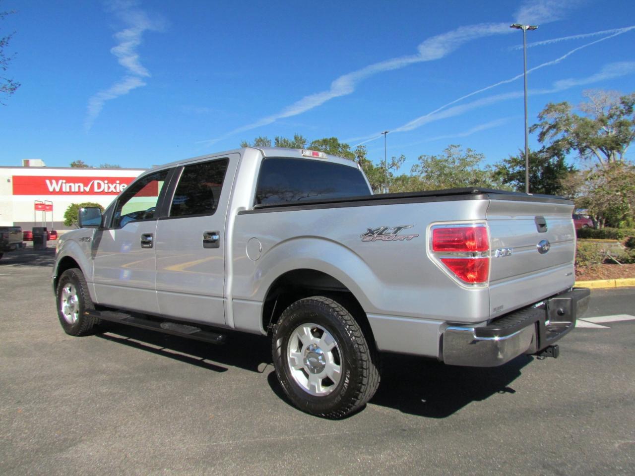Ford F-150Xlt Supercrew 5.5-Ft. Bed 2Wd - Thumbnail 9