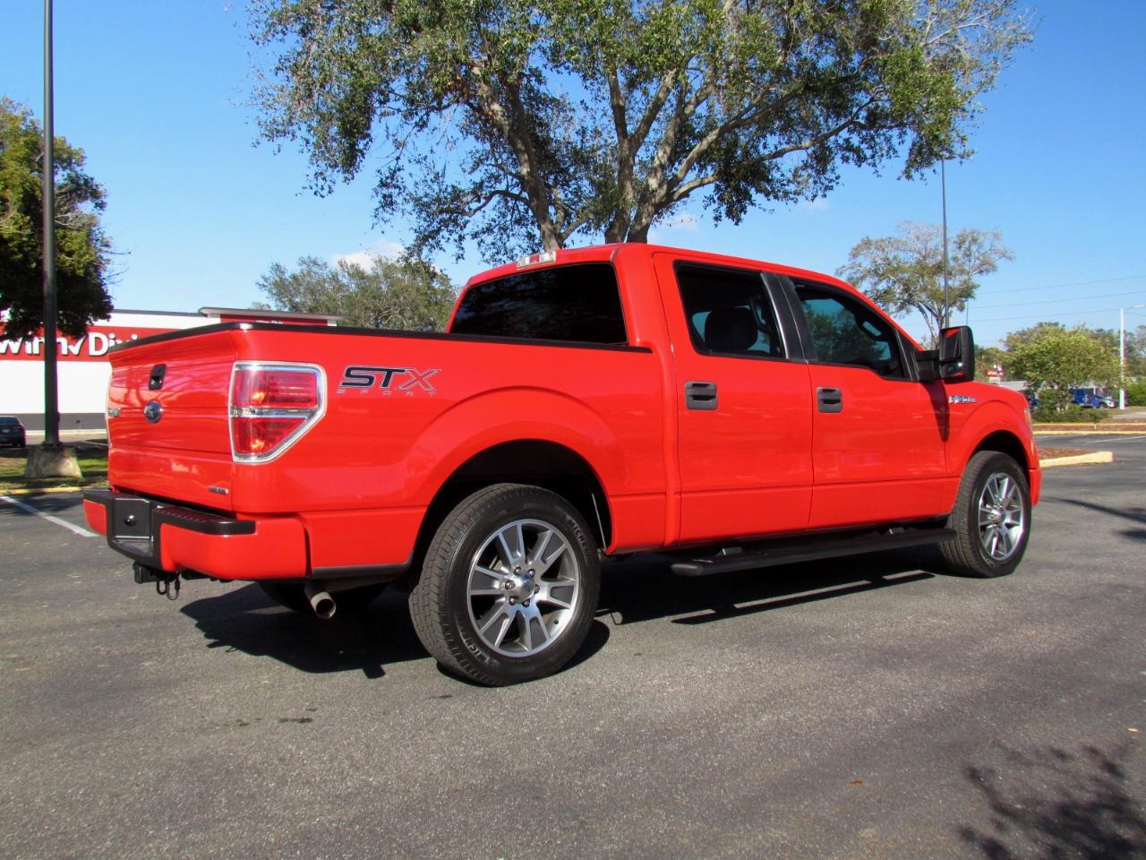 Ford F-150Stx Supercrew 5.5-Ft. Bed 2Wd - Thumbnail 8