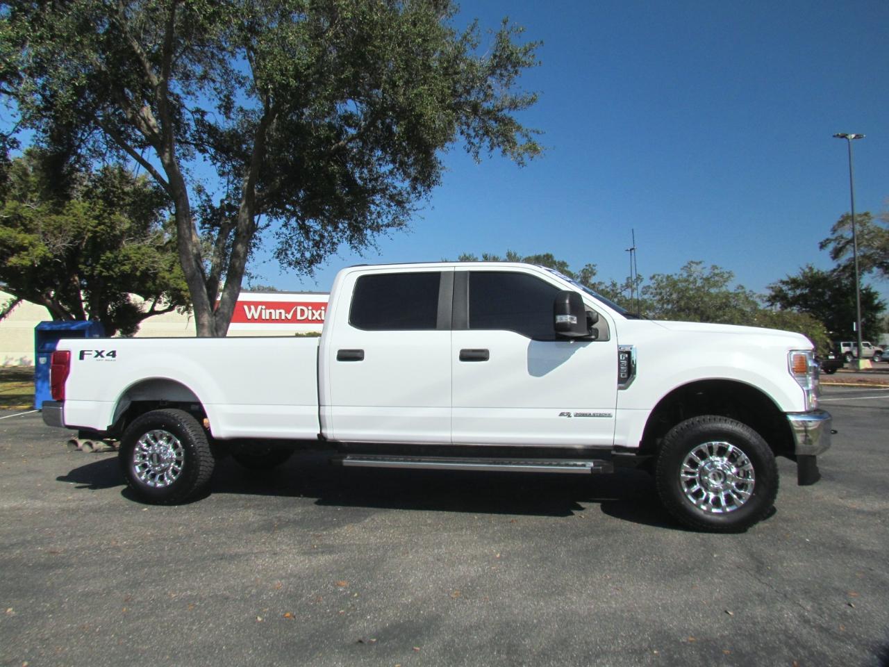 Ford F-350 Sdxl Crew Cab Long Bed 4Wd - Thumbnail 14