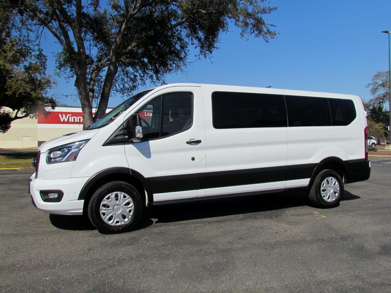 Ford Transit350 Wagon Low Roof Xlt W/Sliding Pass. 148-In. Wb - Thumbnail 5