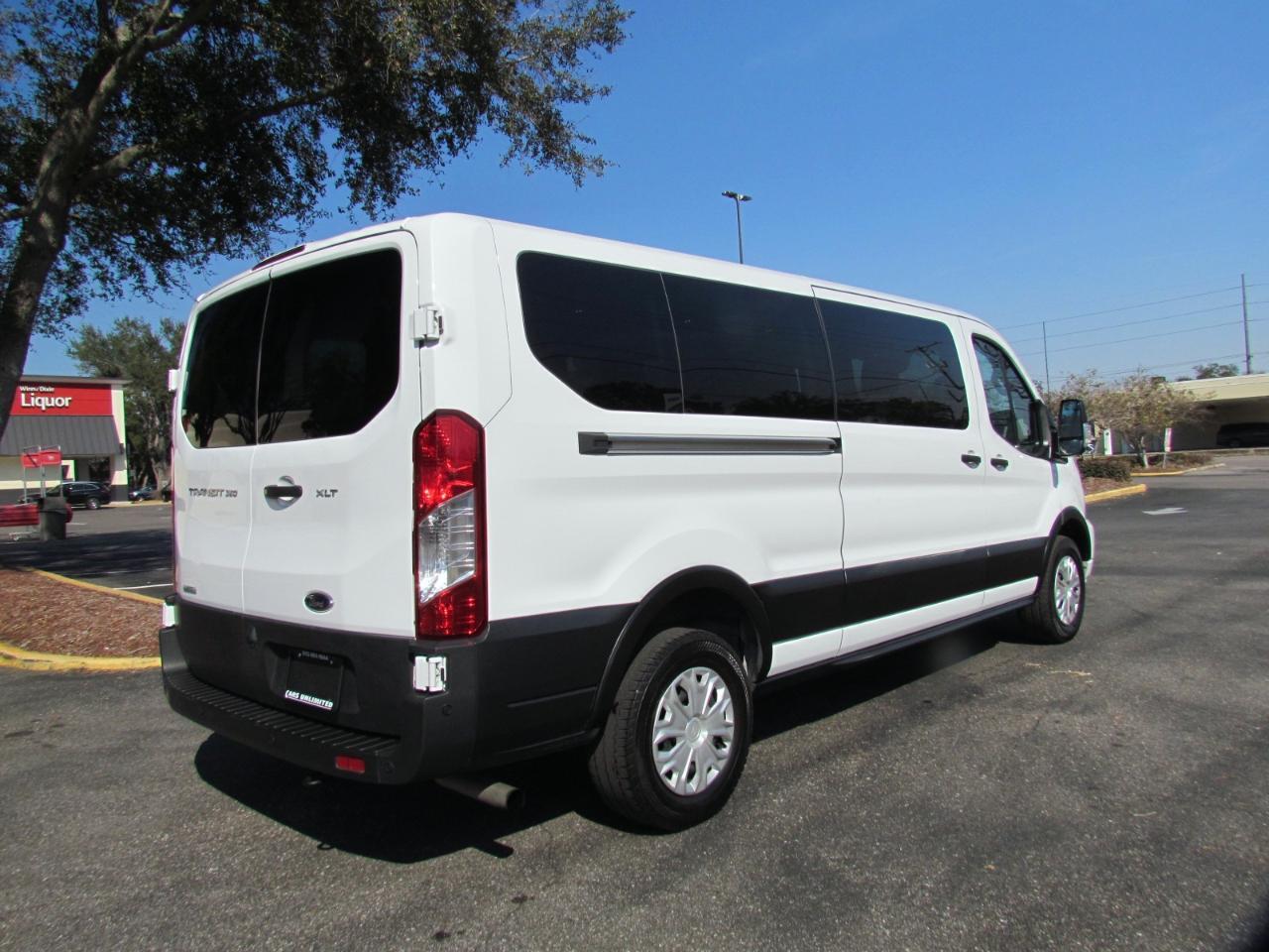 Ford Transit350 Wagon Low Roof Xlt W/Sliding Pass. 148-In. Wb - Thumbnail 11