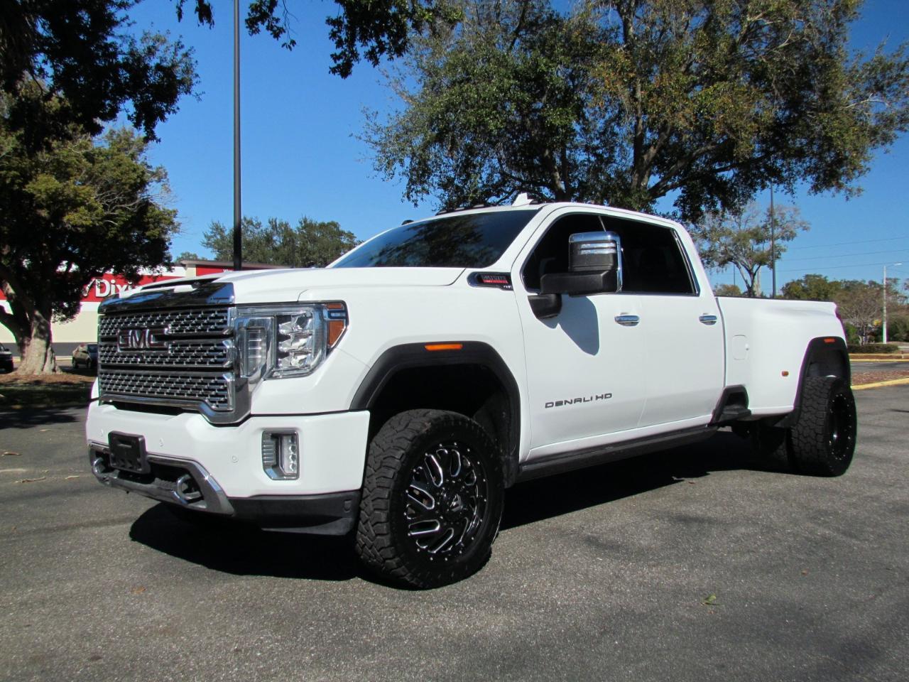 GMC Sierra 3500Hddenali Crew Cab Long Box 4Wd - Thumbnail 3