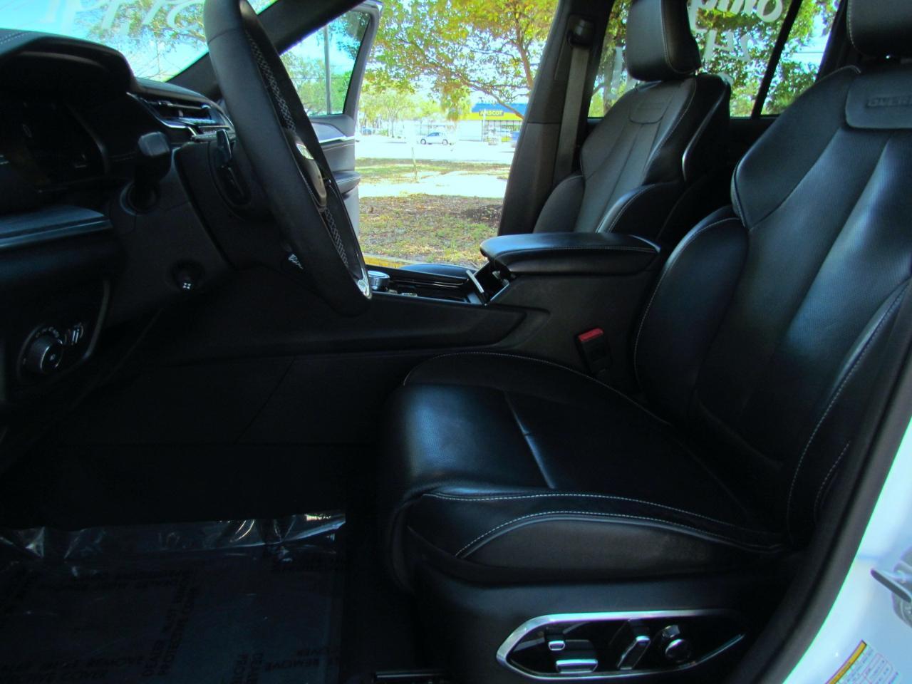 Jeep Grand Cherokeeoverland 4D Suv Rwd - Thumbnail 15