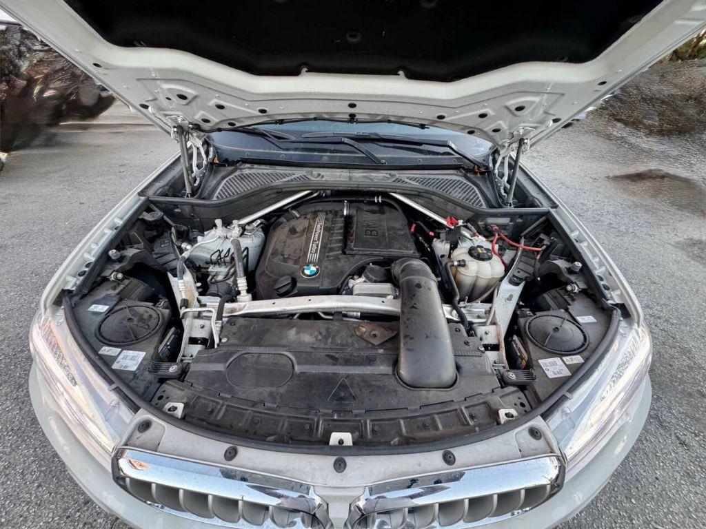 BMW X5 - Thumbnail 19