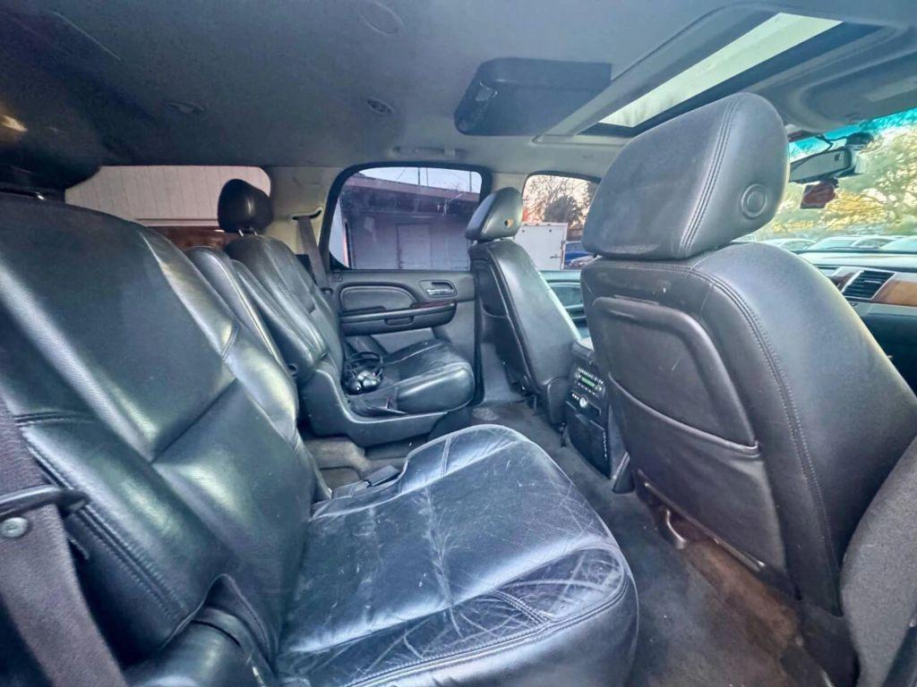 Cadillac Escalade - Thumbnail 20