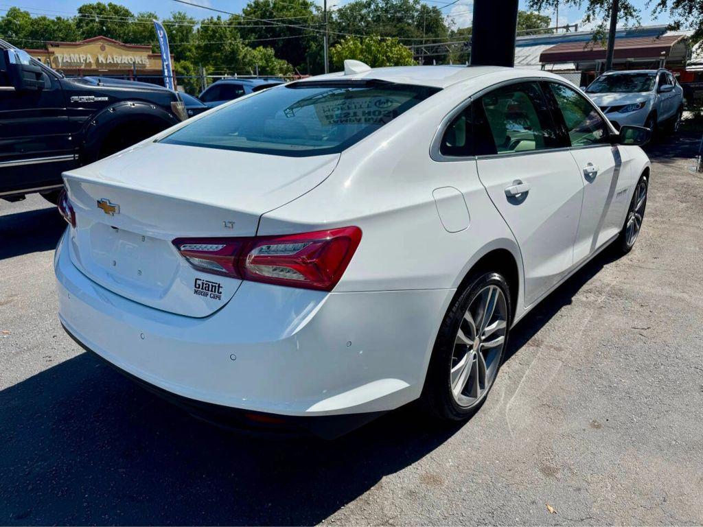 Chevrolet Malibu - Thumbnail 17