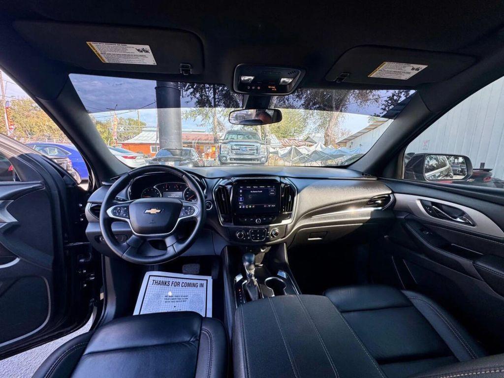 Chevrolet Traverse - Thumbnail 2