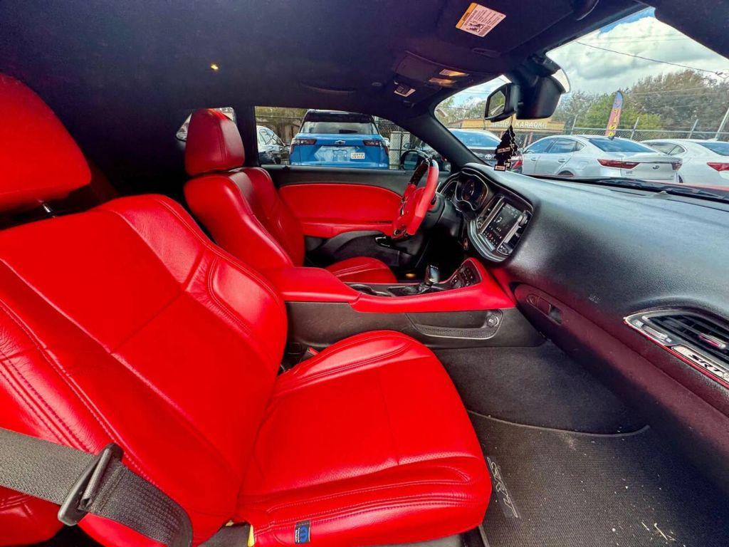 Dodge Challenger - Thumbnail 19