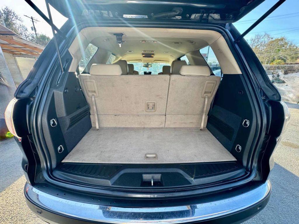 GMC Acadia - Thumbnail 19