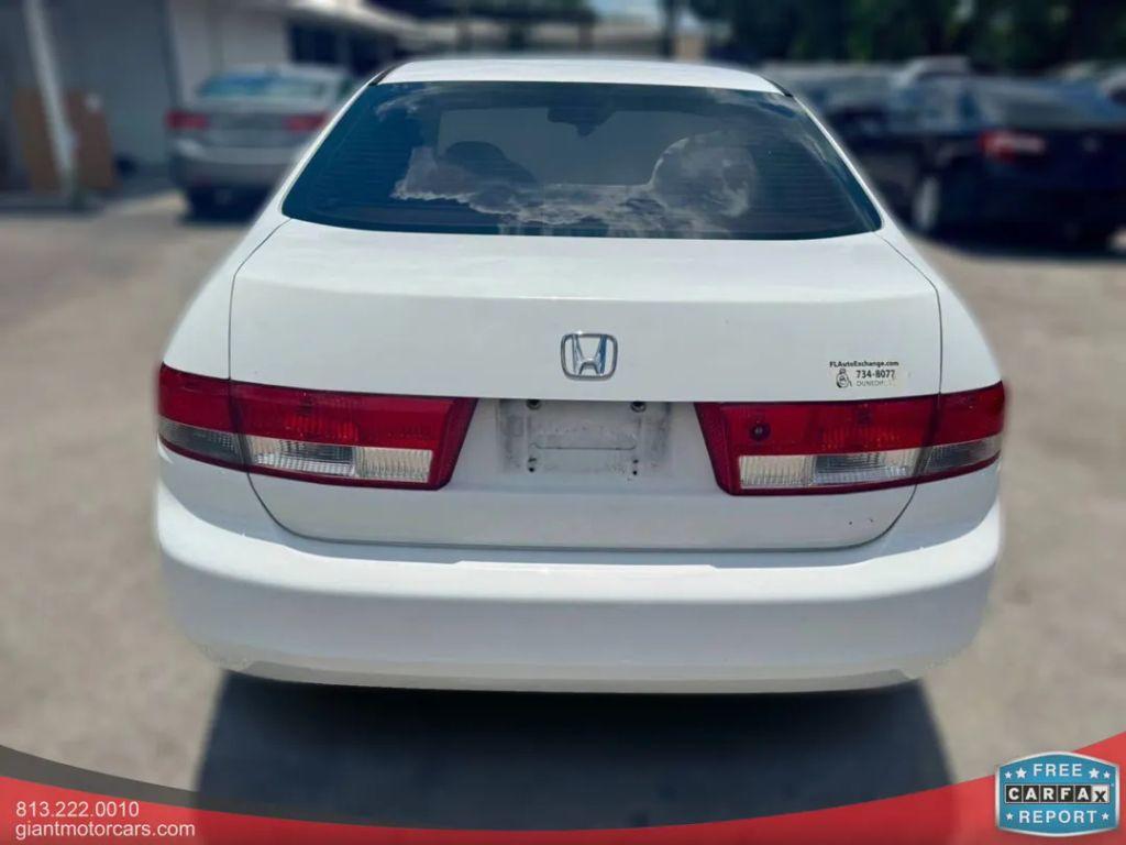 Honda Accord - Thumbnail 12