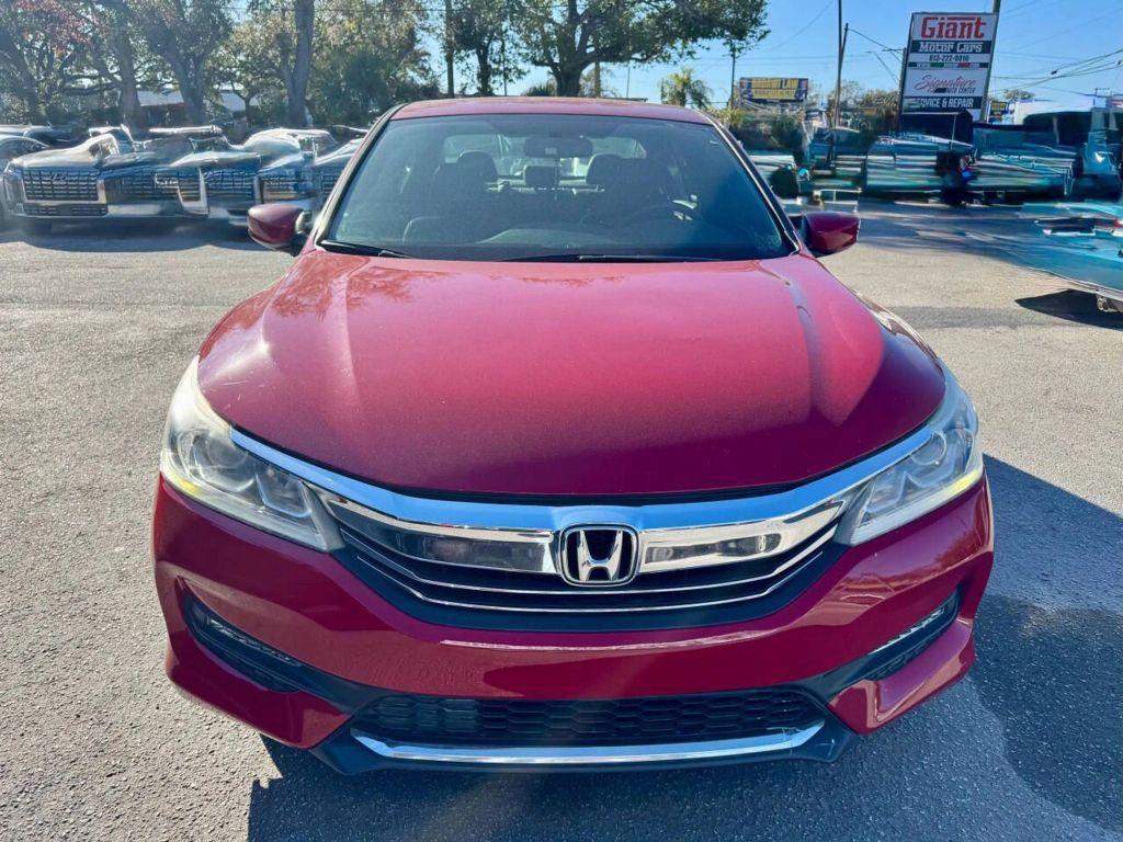 Honda Accord - Thumbnail 14