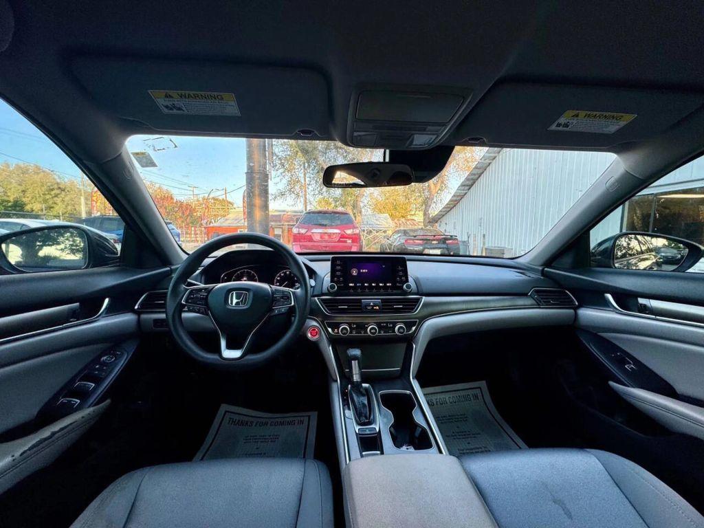 Honda Accord - Thumbnail 2