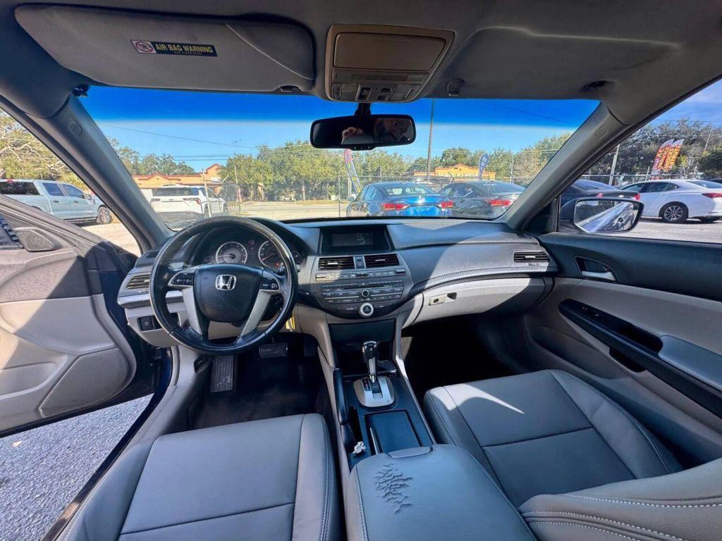 Honda Accord - Thumbnail 2