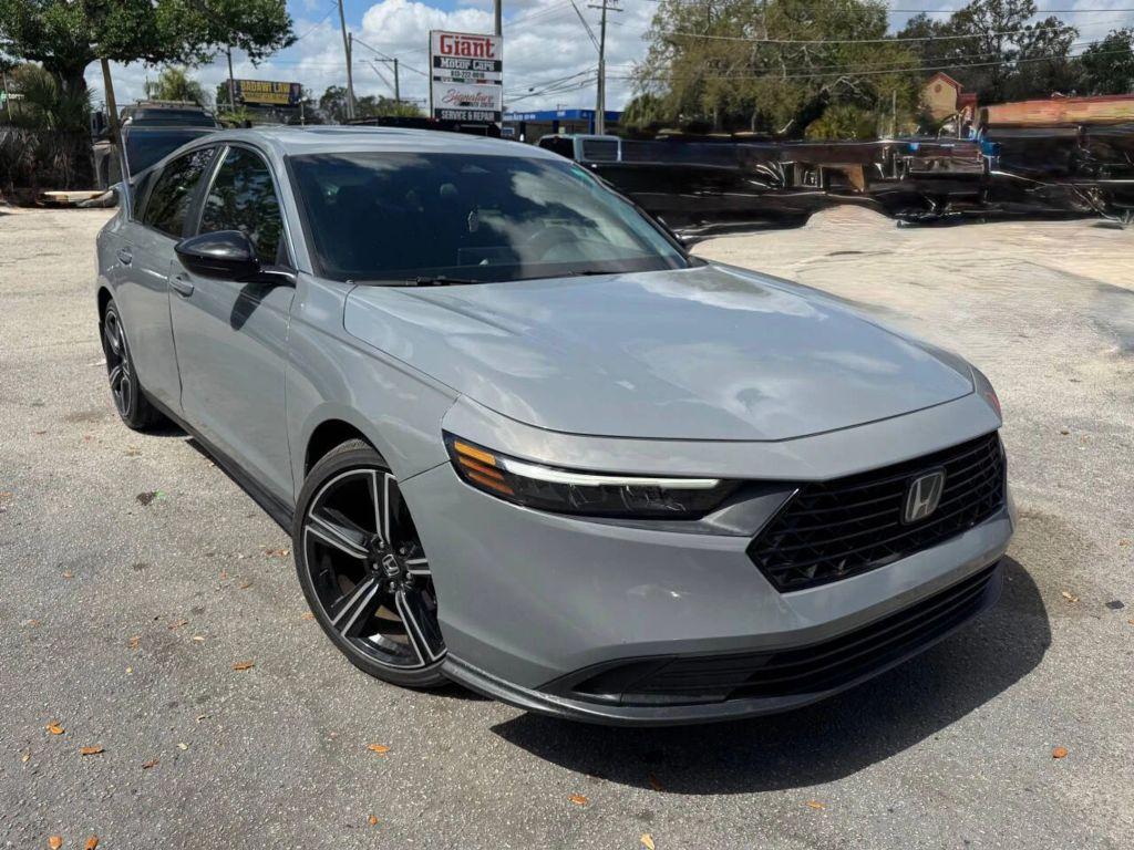 Honda Accord Hybrid - Thumbnail 9