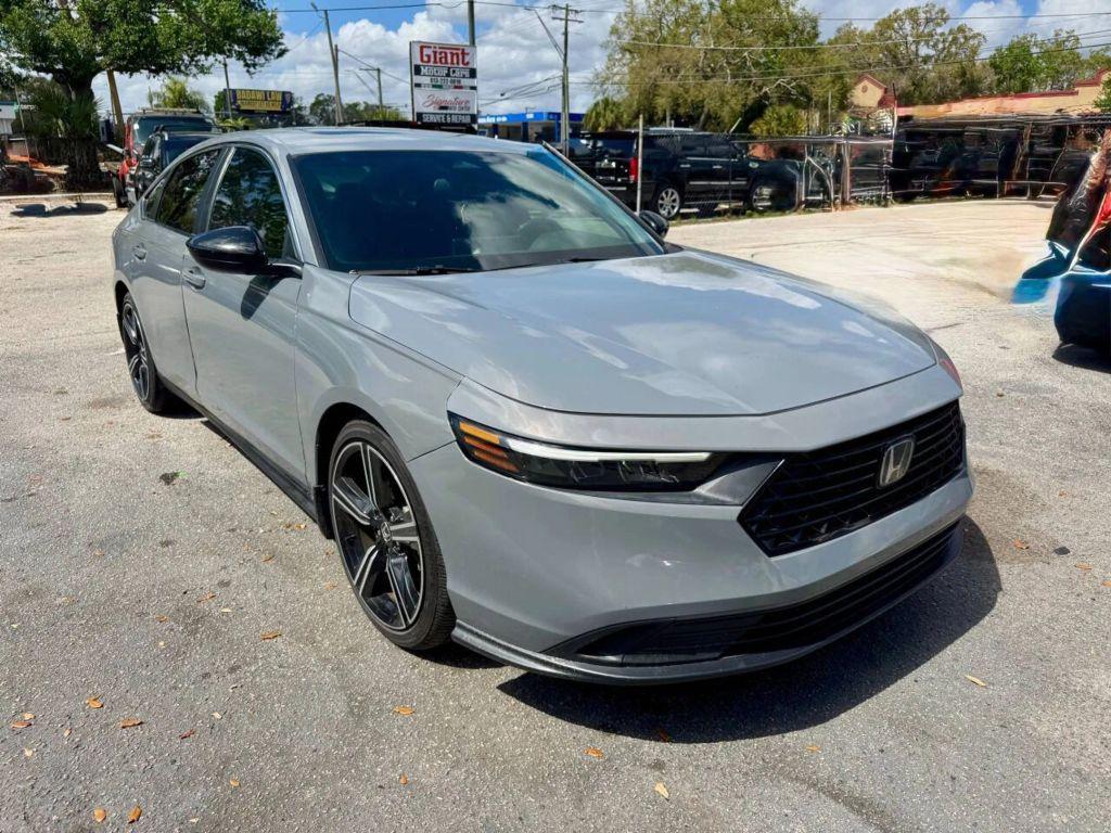 Honda Accord Hybrid - Thumbnail 15