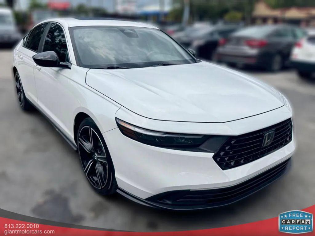 Honda Accord Hybrid - Thumbnail 9