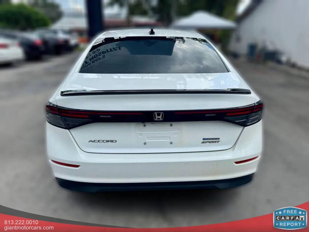 Honda Accord Hybrid - Thumbnail 12