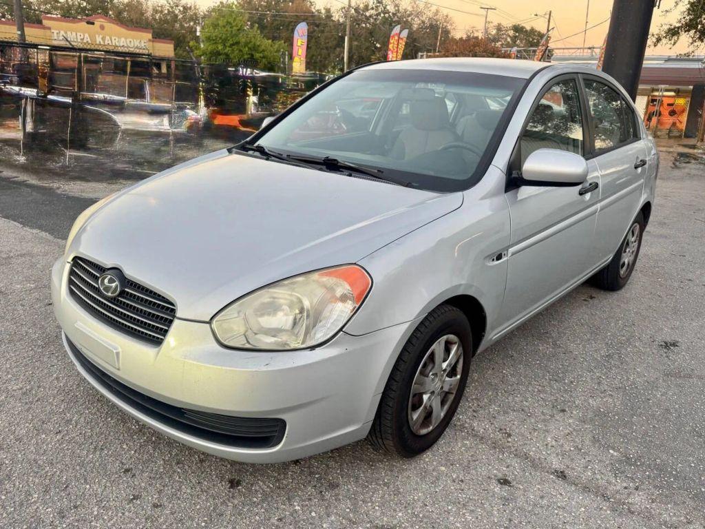 Hyundai Accent - Thumbnail 16