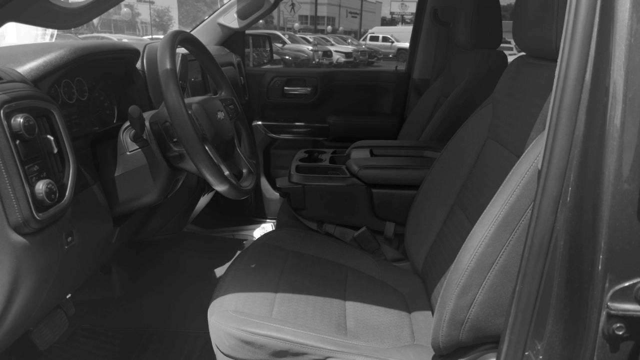 Chevrolet Silverado 1500 - Thumbnail 10