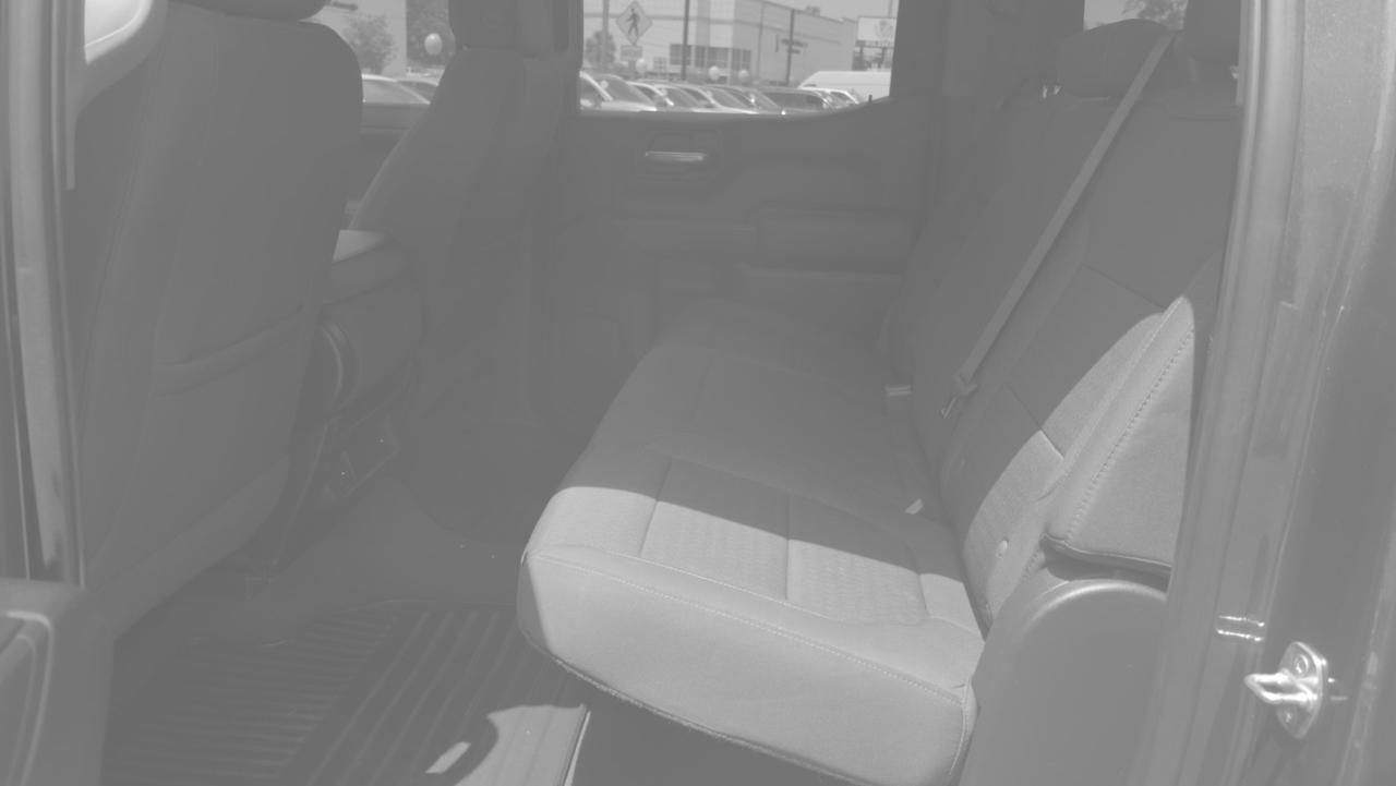 Chevrolet Silverado 1500 - Thumbnail 14