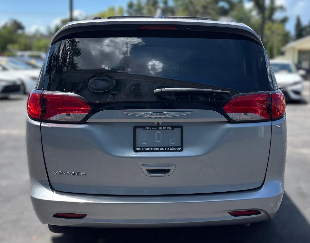 Chrysler Voyager - Thumbnail 5