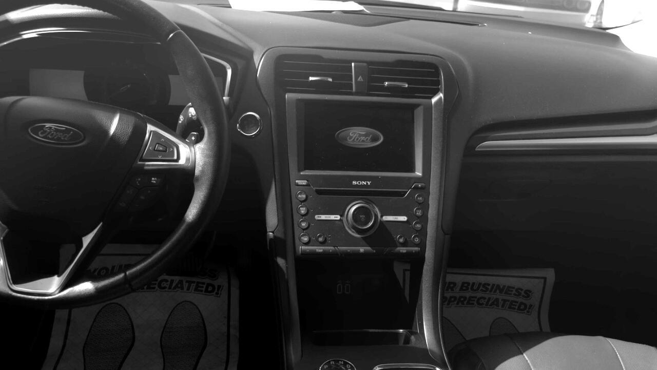 Ford Fusion - Thumbnail 10