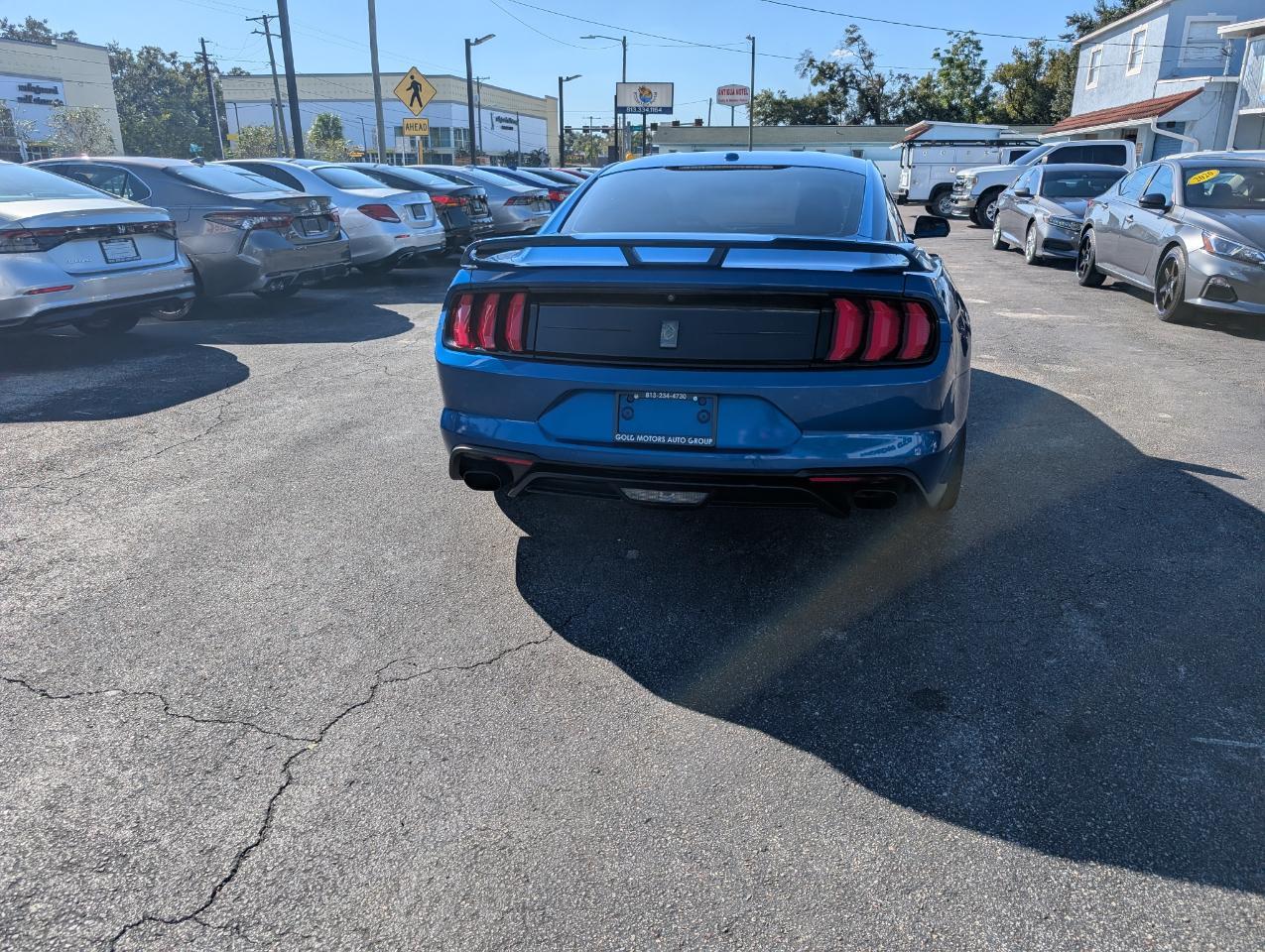 Ford Mustang - Thumbnail 5