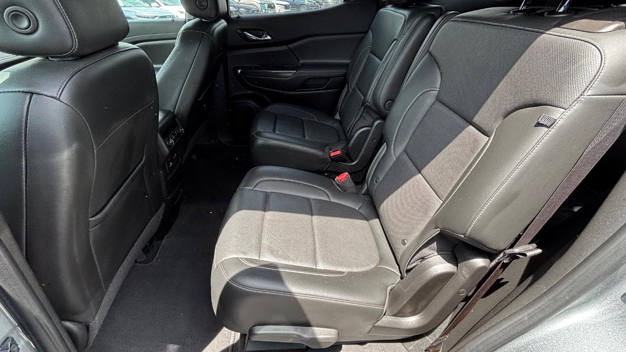 GMC Acadia - Thumbnail 12