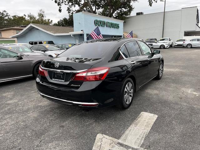 Honda Accord - Thumbnail 4