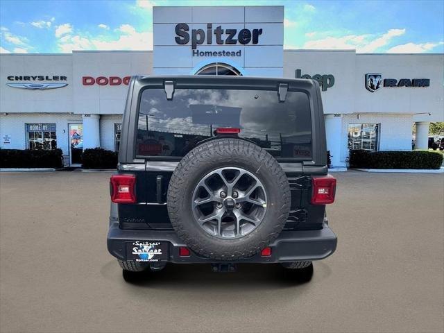 Jeep Wrangler 4-Door Sport S - Thumbnail 15